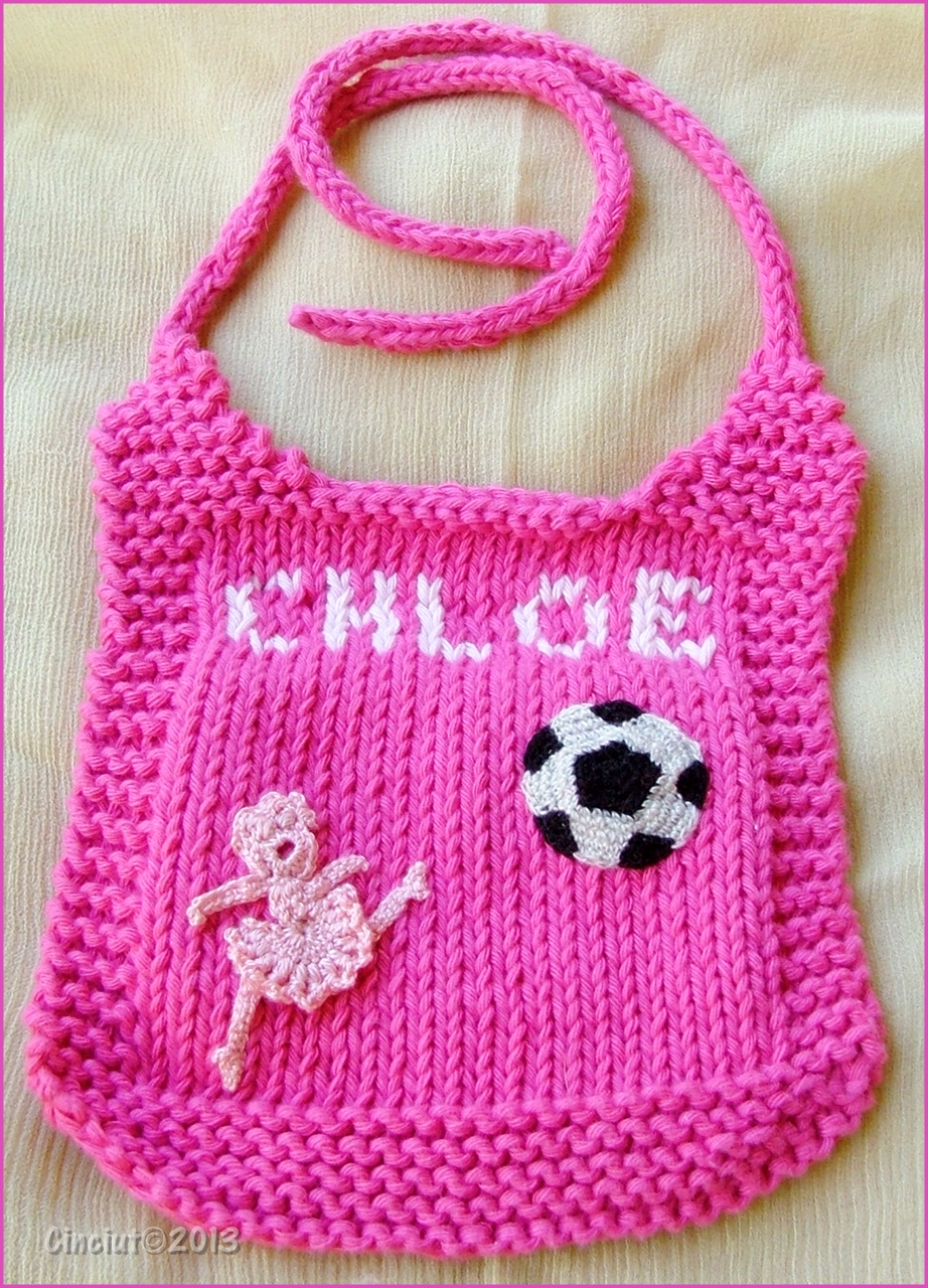 Chloe bib