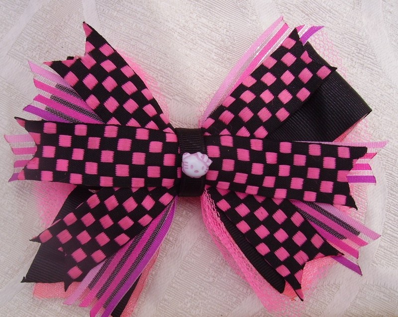 Hot Pink Black Hello Kitty Bow