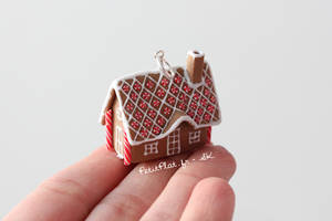 Oh another gingerbread house pendant