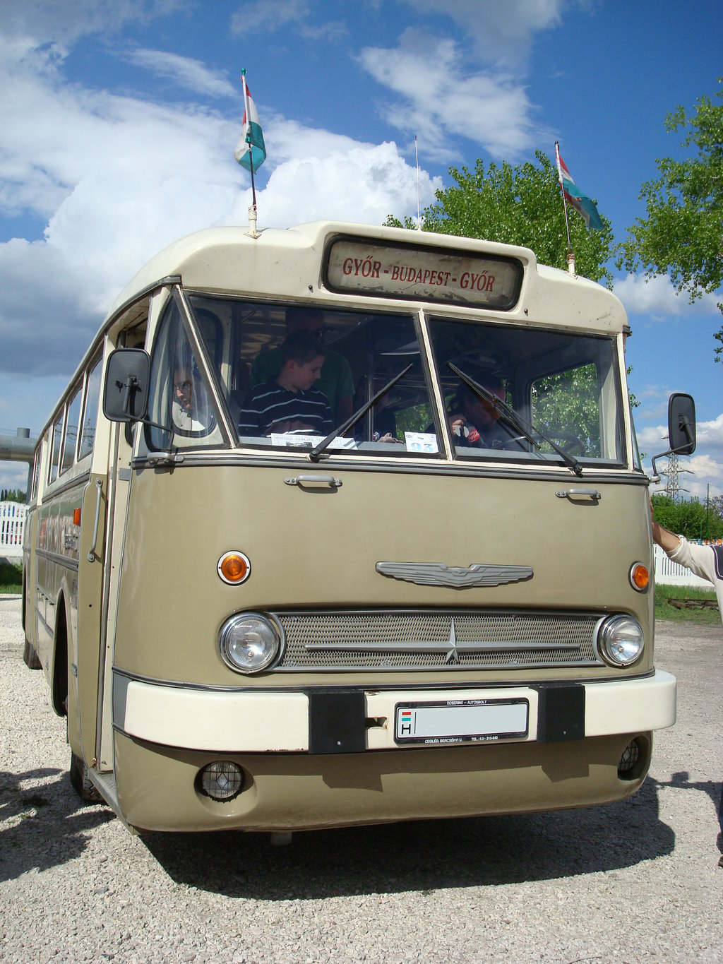 Ikarus 66