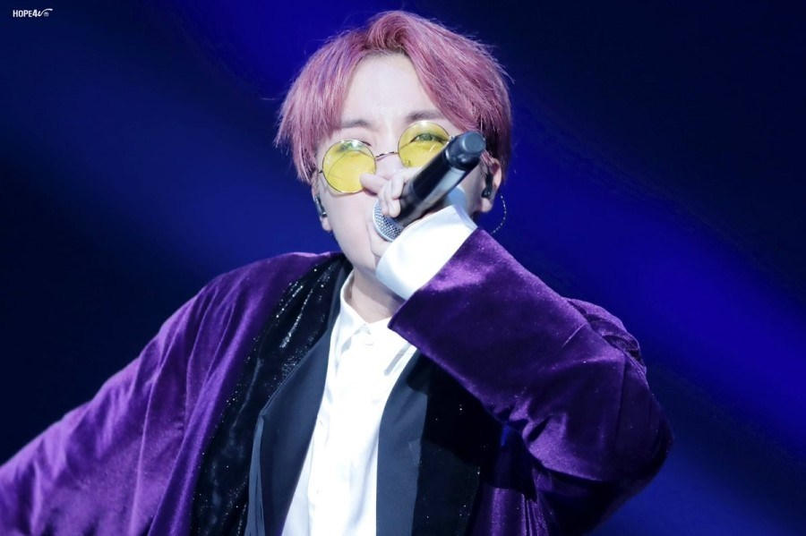 Practice Room (Hoseok x reader) by Venulus on DeviantArt