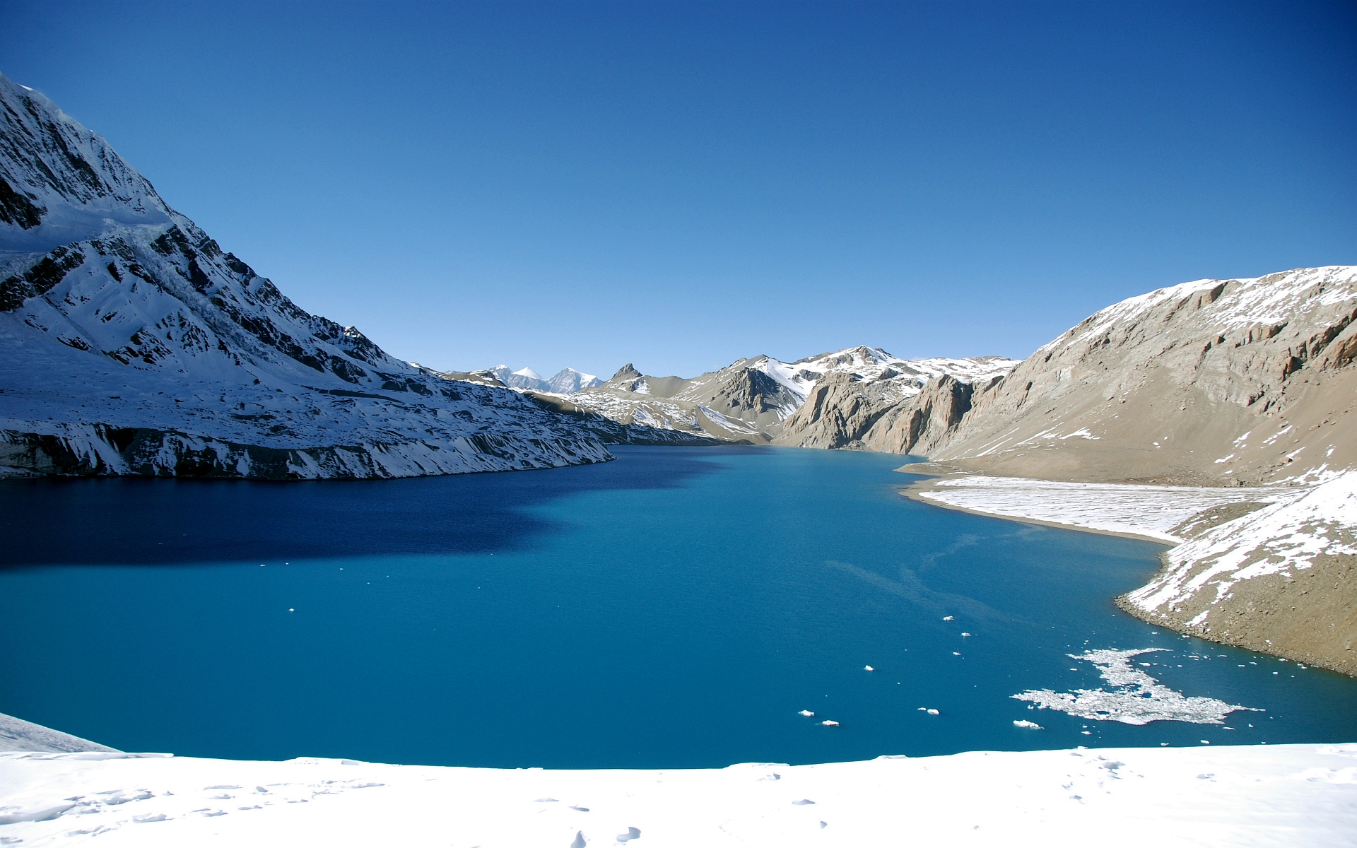 Tilicho Lake Widescreen