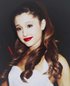 #dirrtylady psd - ariana red lips