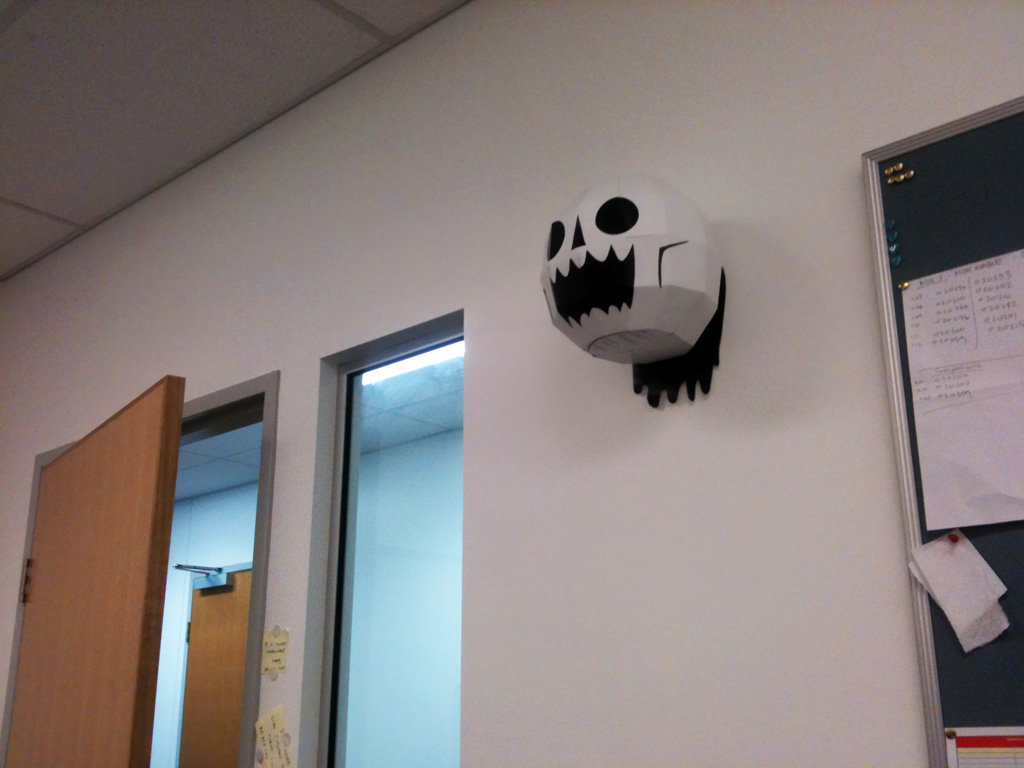 The Skull of Regret Papercraft by Aphius
