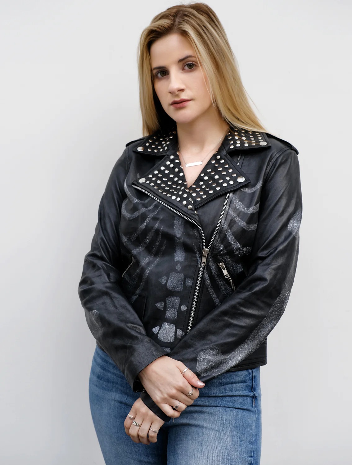 Samara Weaving Guns Akimbo Leather Jacket by fanzillajackets on DeviantArt