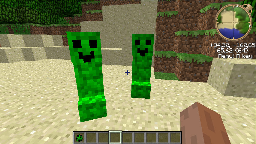 Creeper Minecraft Happy Sculpture