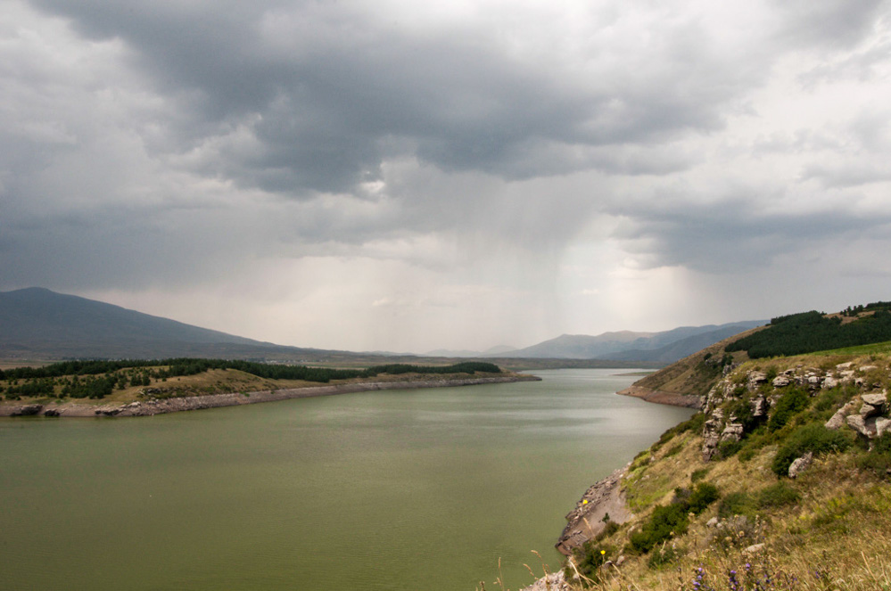 Hanging Clouds (raw file)