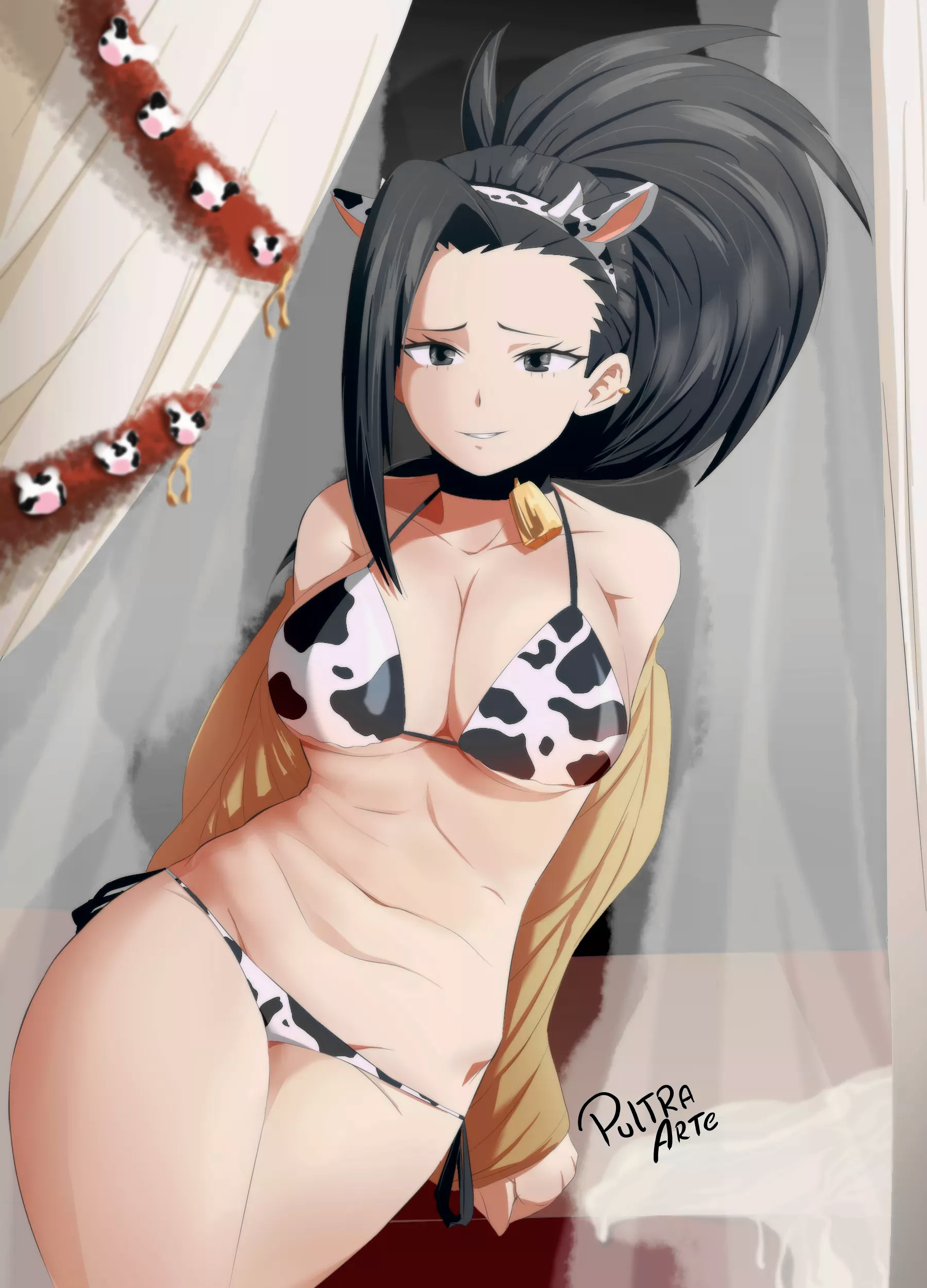 Momo Yaoyorozu Sexy