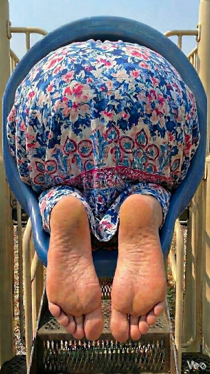 British Mom Stuck In The Slide by Zorazor on DeviantArt