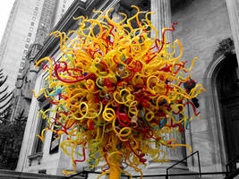 Chihuly statue