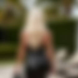 [2x Videos] 'BIMBO ADVENTURES' - FASHION EVENTS