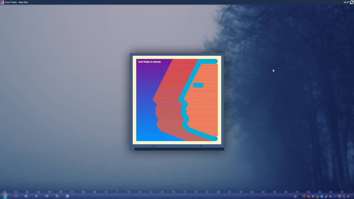 Rainmeter Top Bar (+ music overlay)