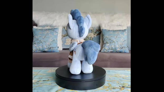 Video of Solar Opposite's Inspired Yumyulack Pony 