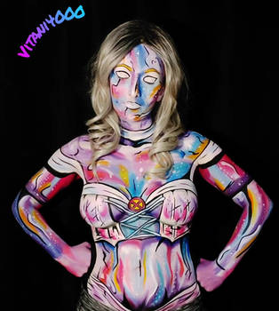 Video Emma Frost Bodypaint