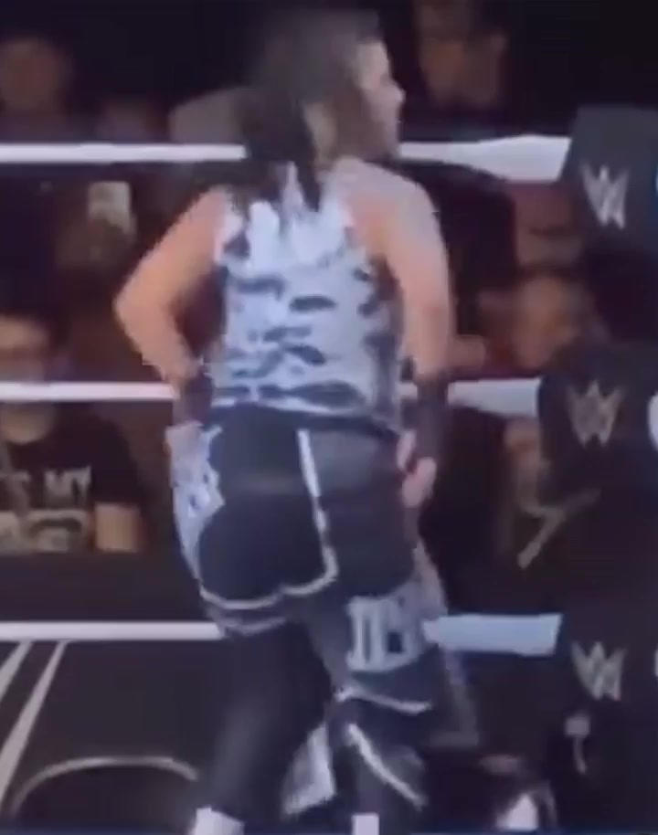 Bayley shaking Dat ass by timmytv on DeviantArt