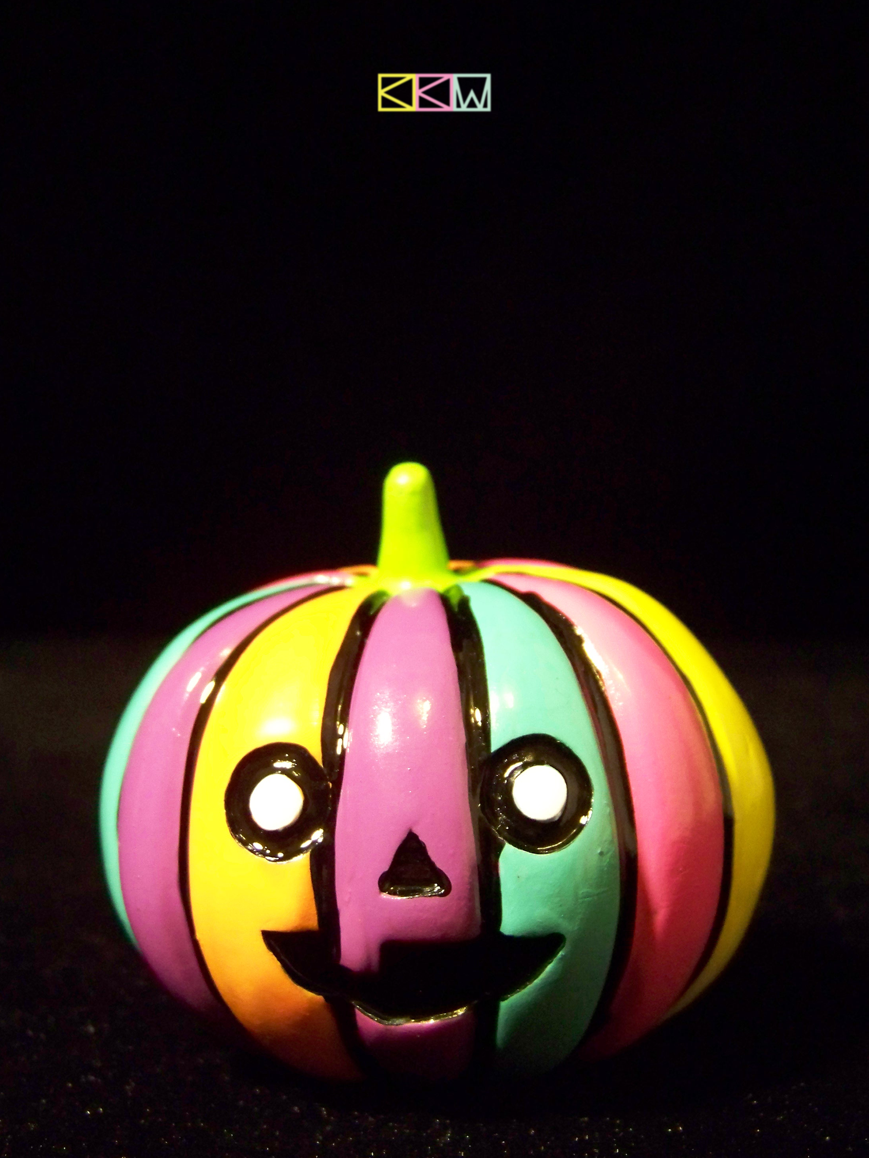 Pretty Pastelly Pumpkin (of Death)