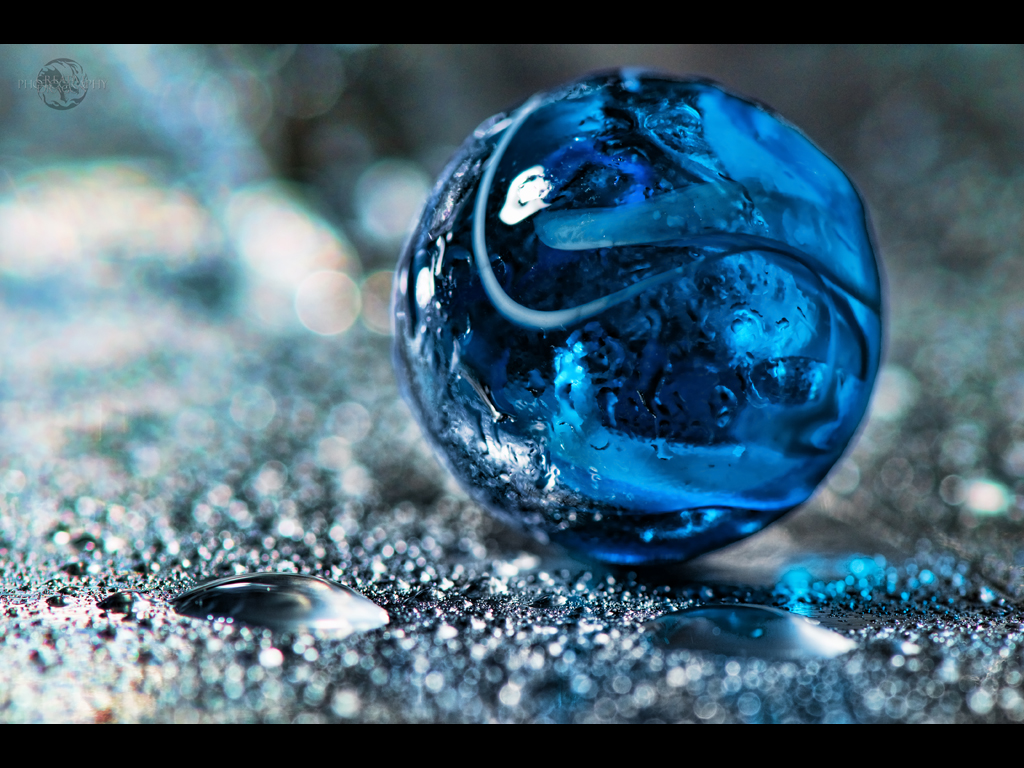 Wet and Blue Background