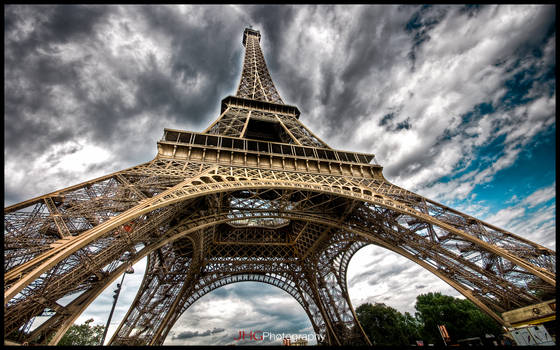 Paris - Eiffel Tower V WP