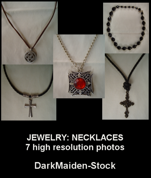 Jewelry: Necklaces