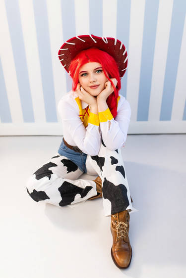 Jessie cosplay and 18+ art