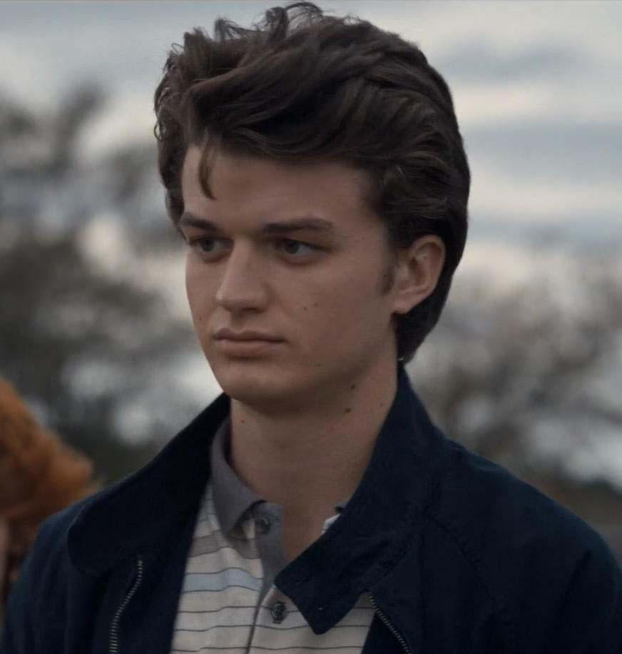 Hallway Hero ( Steve Harrington x Reader ) by EntirelyBonkers on DeviantArt