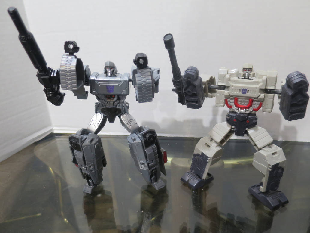 Authentics Alpha Megatron Mk II Review by HueyHolmes on DeviantArt