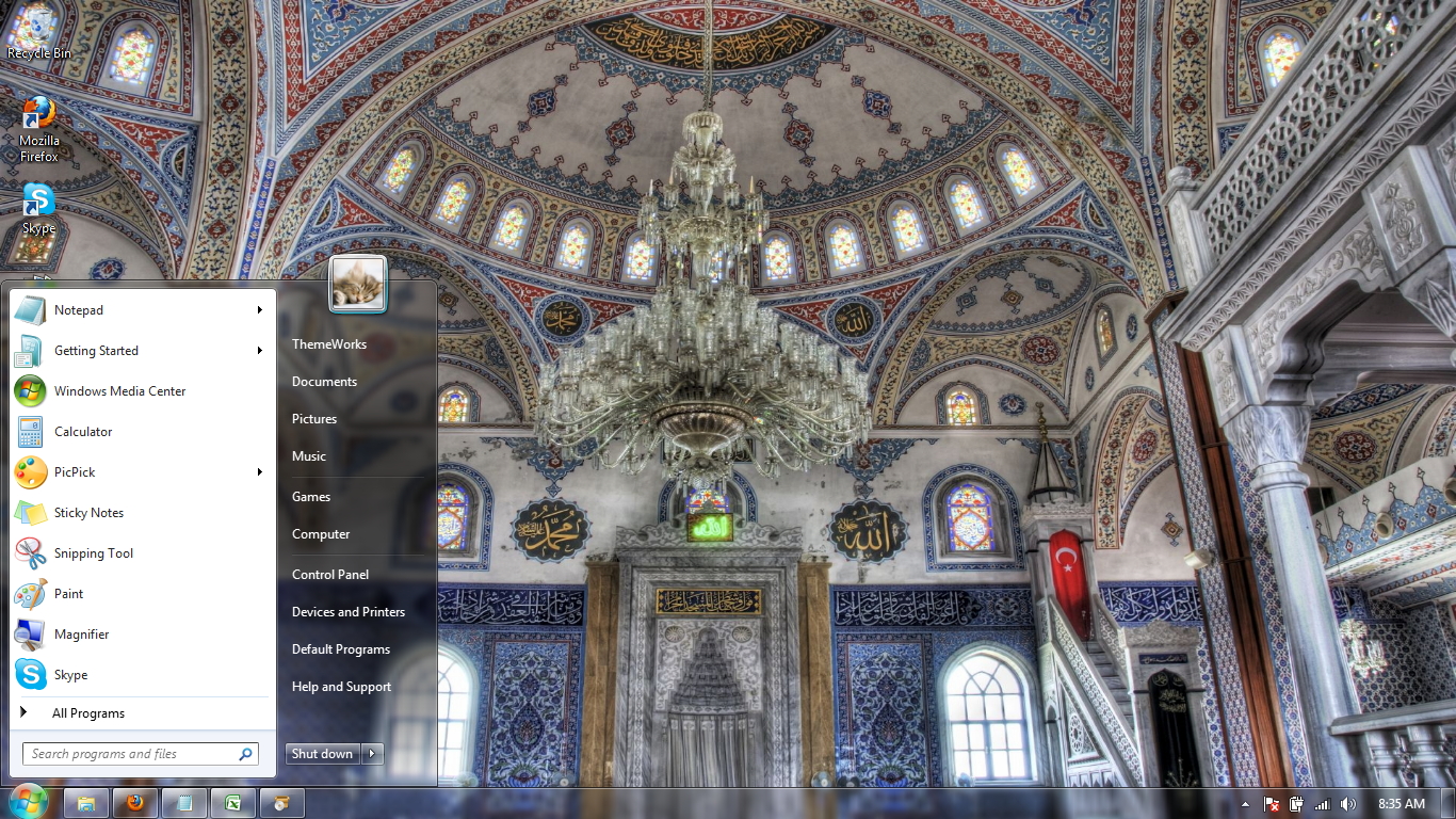 Mosque-beautifull Windows 7 themes