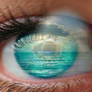 Sea, sky and sun inside the eye