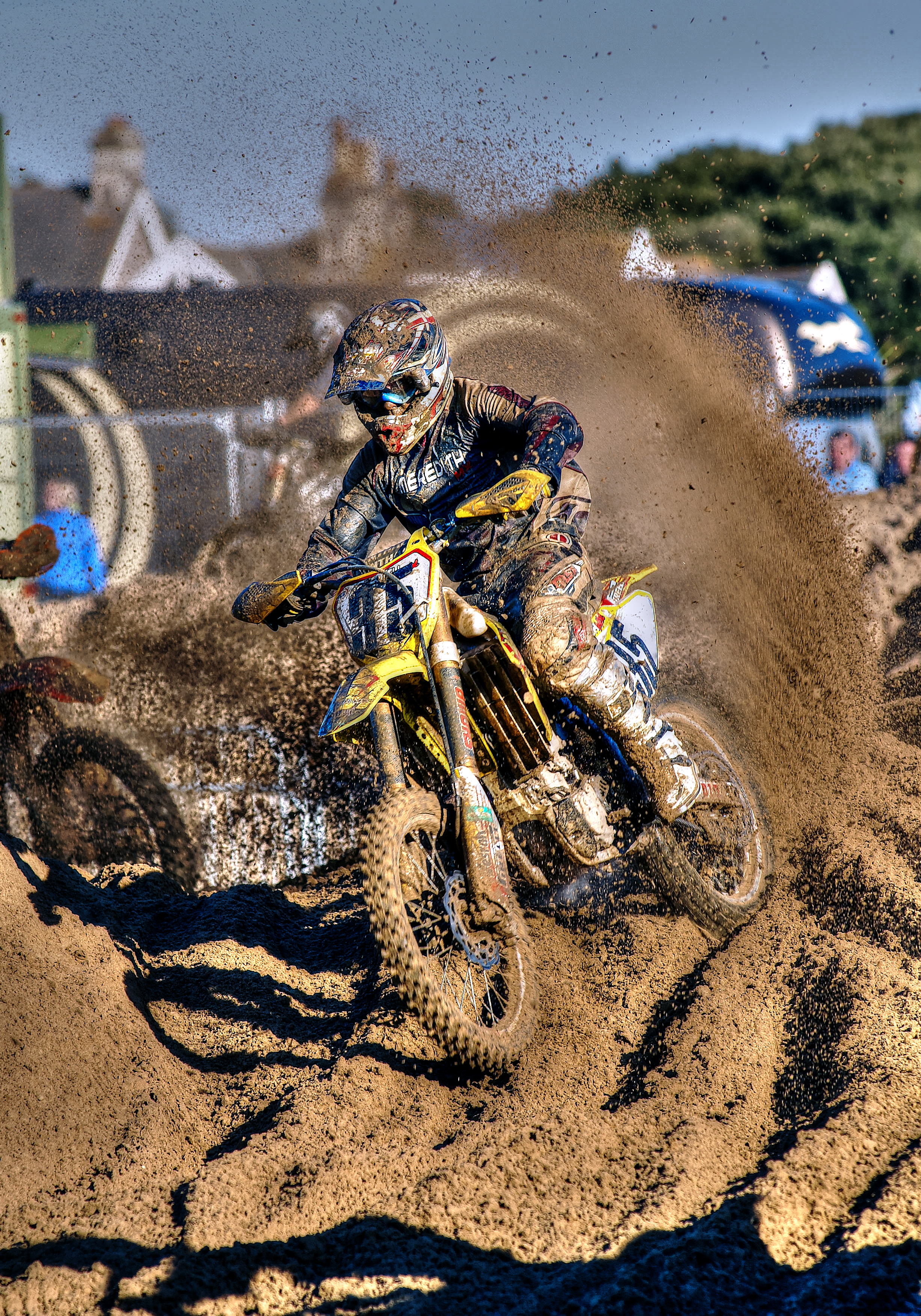 Solo #35 rides the dunes @ Weston Beach Race