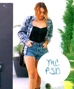 Miley Cyrus PSD