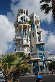 The Crazy House, Tel Avivs Gaudi-Style Building