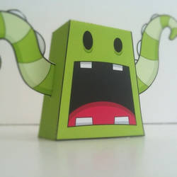 Ginormicon Paper Toy