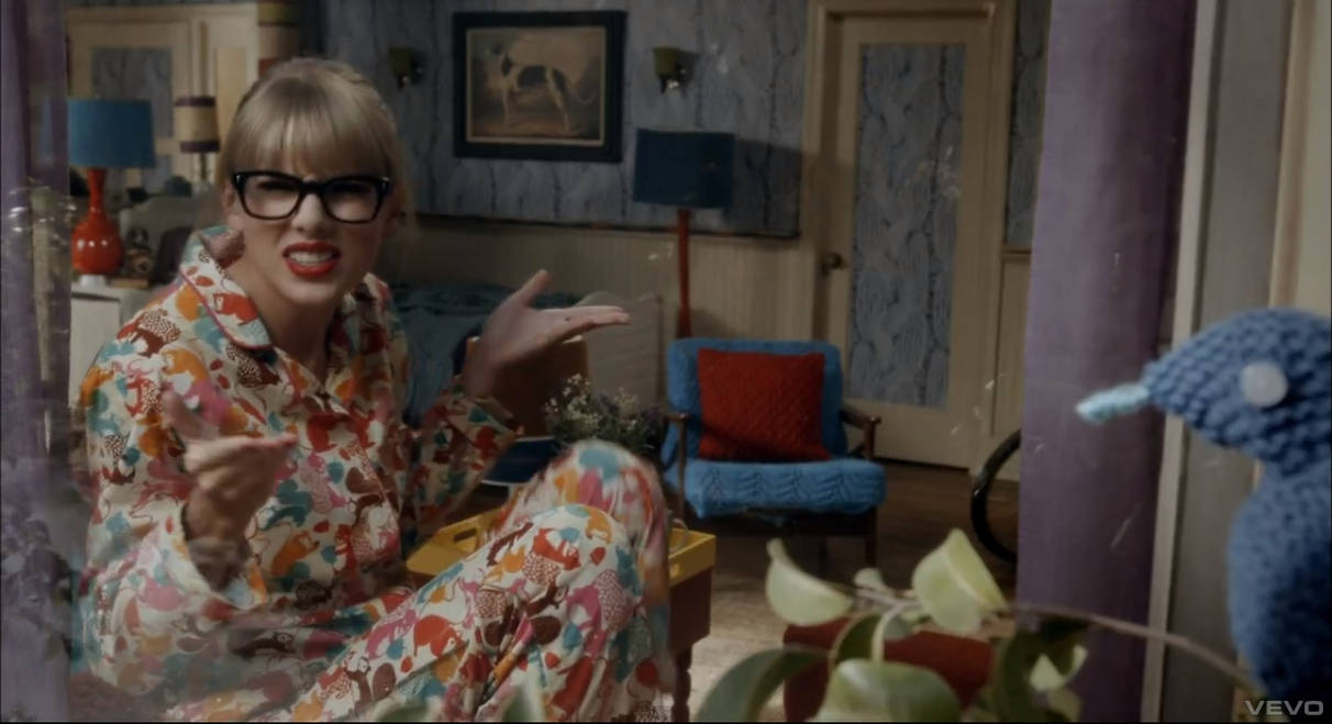 We Are Never Ever Getting Back Together Gif By Daniielortegap On
