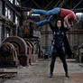 Supervillainess Overhead Lift (video)