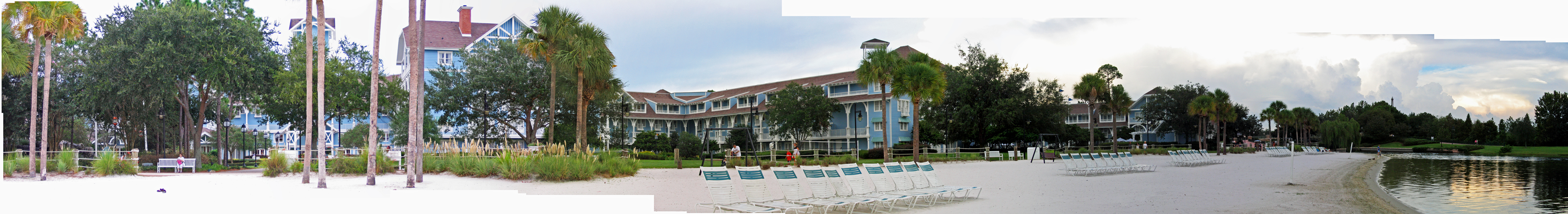 Beach Club Panorama