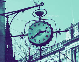 What's the time,please by Barchee