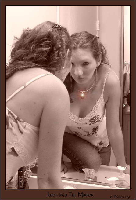 The mirror changes all by darkfireeye
