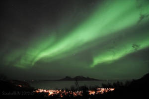Northern Lights above Lopsmarka and Landegode by SindreAHN