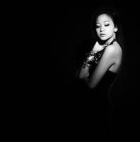 lady in black by theblackswindler