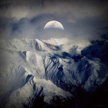 Alps Moon by lostknightkg
