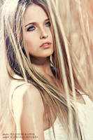 Raphaela II by photogenic-art