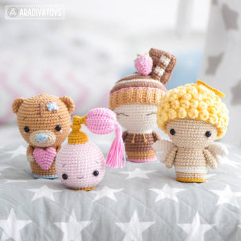 Valentine Minis set by AradiyaToys by AradiyaToys