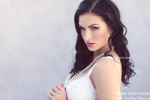 _white rose. by josefinejonssonphoto