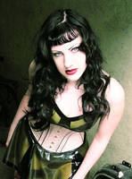 Green Latex II by steelfinger