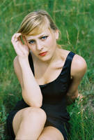 Black and red by Szklanx