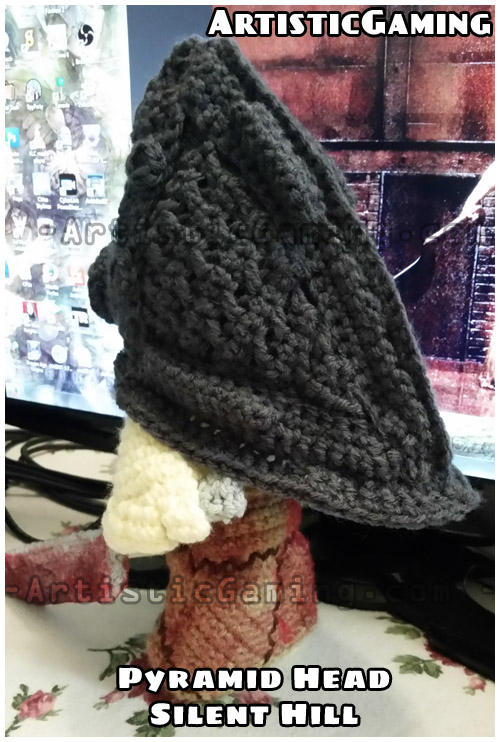 Pyramid Head - Silent Hill by GamerKirei