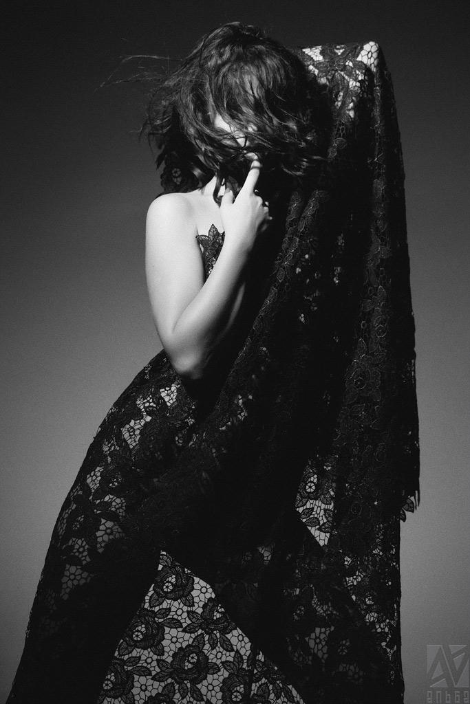 She was't scared that someone was watching her by alba-spb