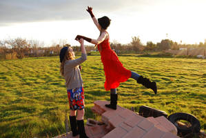 Just Stretching to the Sky. by UmiKumo