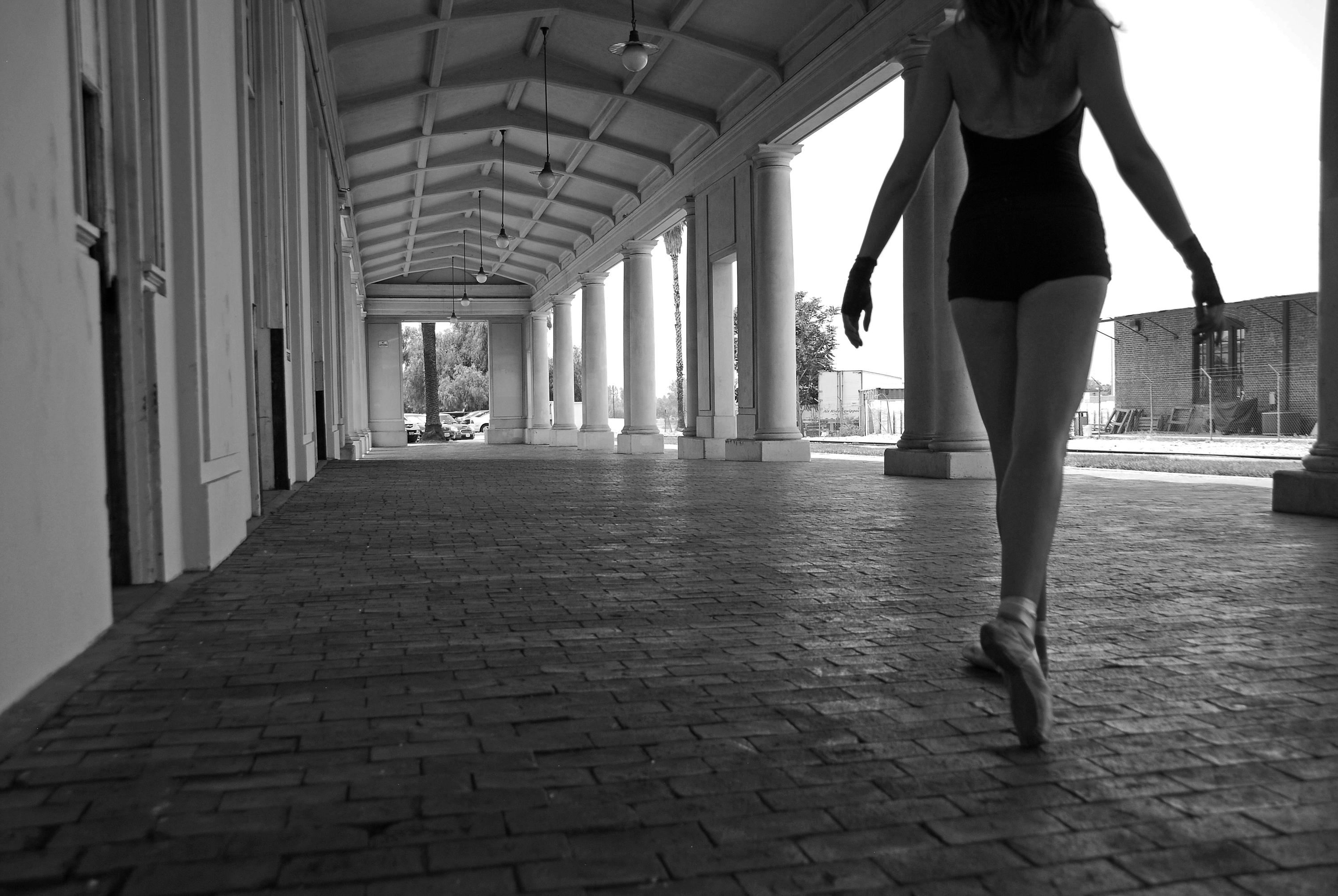 On the Precipice by UmiKumo