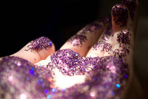 Reaching out by nastyblackswan